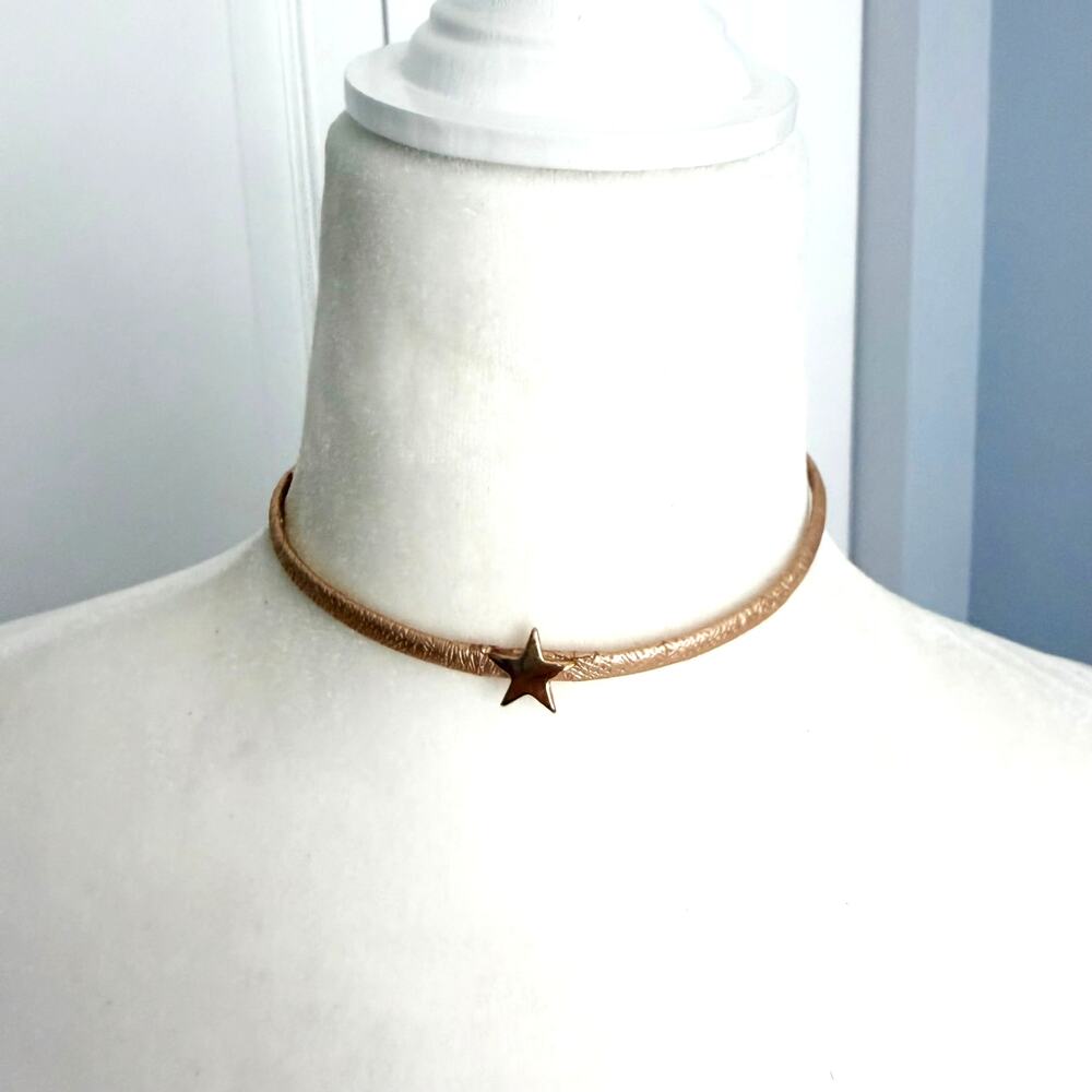Kenneth Jay Lane Signed Gold Star Adjustable Choker Necklace